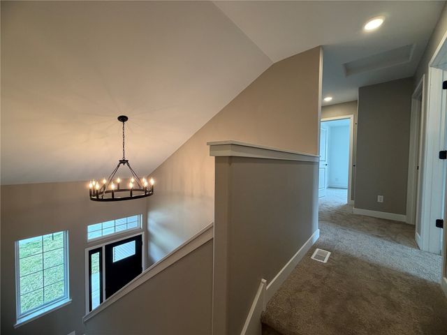1306 E Gable Way, Tiffin, IA 52340
