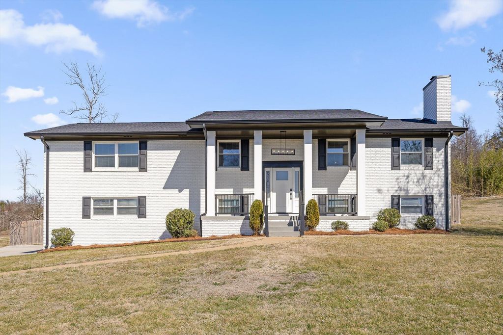 8107 Angie Drive, Chattanooga, TN 37421