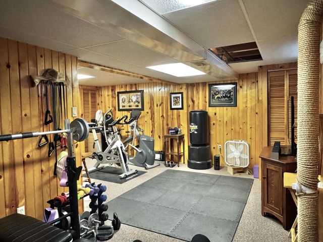 1615 Haymarket ROAD, Waukesha, WI 53189