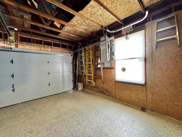 1615 Haymarket ROAD, Waukesha, WI 53189
