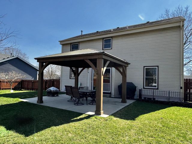 1615 Haymarket ROAD, Waukesha, WI 53189