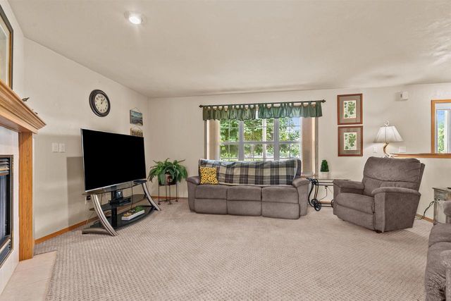 N9557 CLOVER RIDGE TRAIL, Appleton, WI 54915