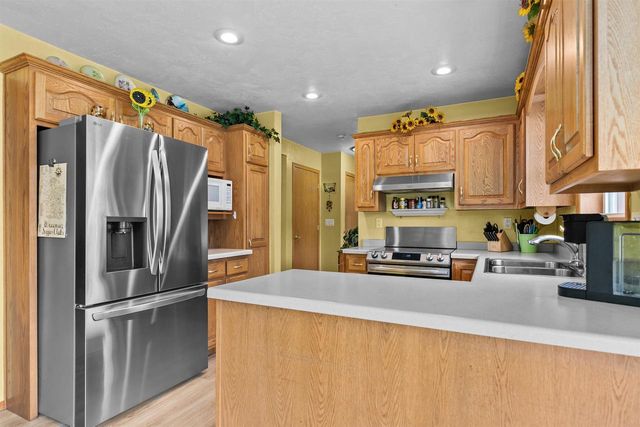 N9557 CLOVER RIDGE TRAIL, Appleton, WI 54915