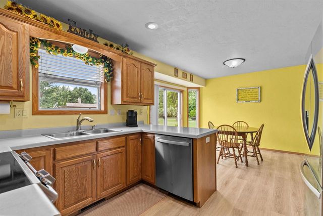 N9557 CLOVER RIDGE TRAIL, Appleton, WI 54915