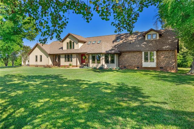 1345 Return Church Road, Seneca, SC 29678
