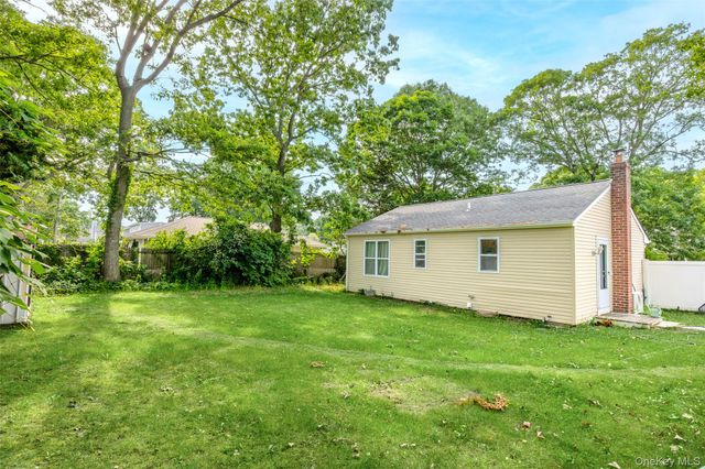 64 Arpage Drive E, Shirley, NY 11967