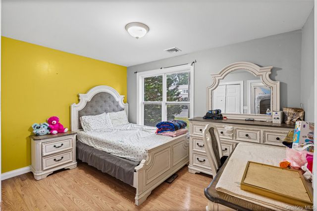64 Arpage Drive E, Shirley, NY 11967