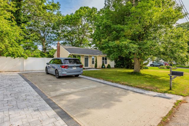 64 Arpage Drive E, Shirley, NY 11967