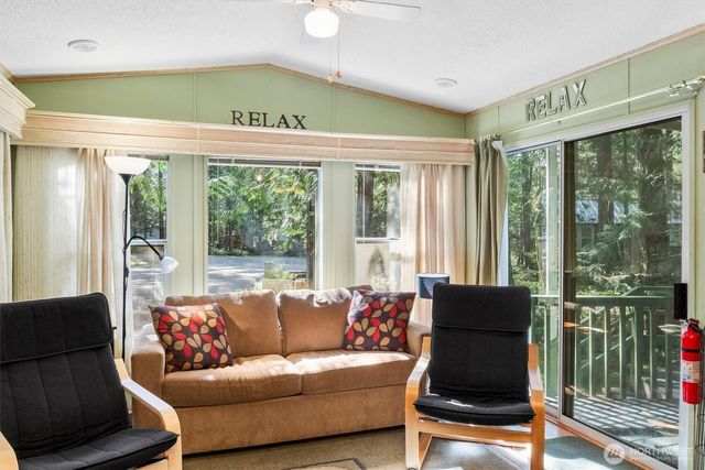 101 5 Big River Boulevard W, Deming, WA 98244
