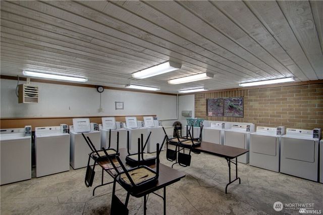 101 5 Big River Boulevard W, Deming, WA 98244