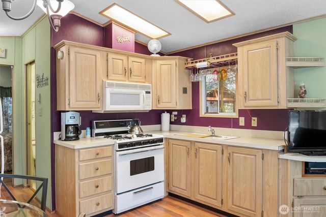 101 5 Big River Boulevard W, Deming, WA 98244