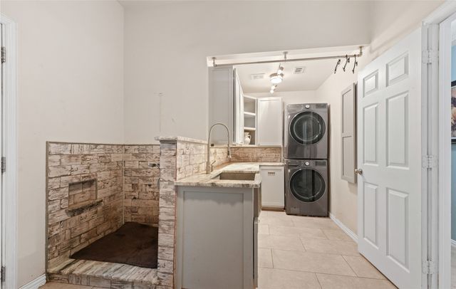 118 Dustin Drive, Fate, TX 75189