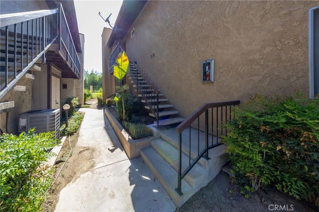 3180 Little Mountain B, San Bernardino, CA 92405