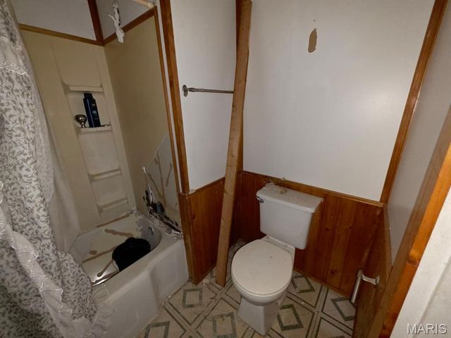 2701 Viewland Street, Alton, IL 62002