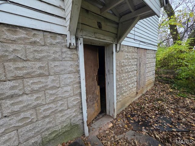 2701 Viewland Street, Alton, IL 62002