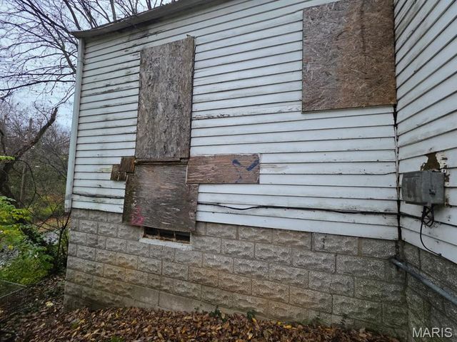 2701 Viewland Street, Alton, IL 62002