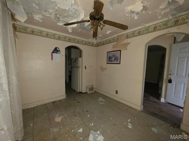 2701 Viewland Street, Alton, IL 62002