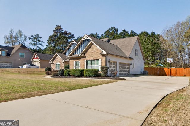 137 Caraway Road, Locust Grove, GA 30248