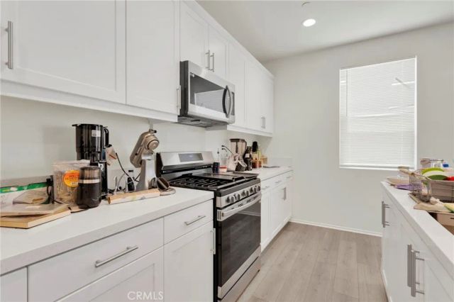 13097 Lancaster, Hesperia, CA 92344
