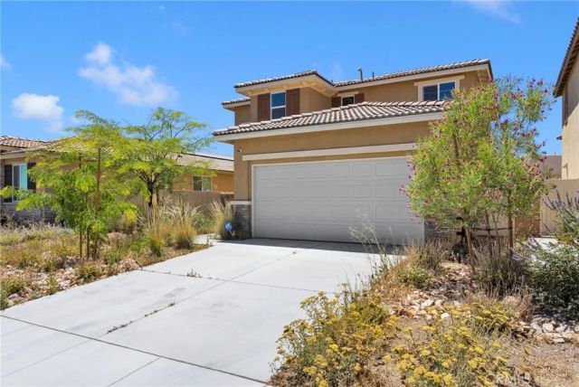 13097 Lancaster, Hesperia, CA 92344