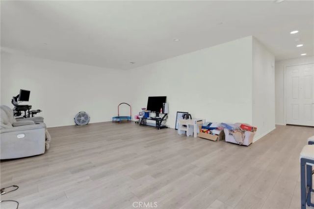 13097 Lancaster, Hesperia, CA 92344