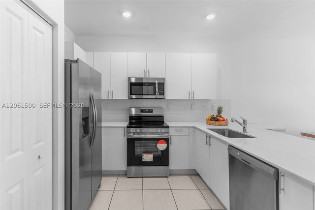 23052 SW 129th Pl, Miami, FL 33170