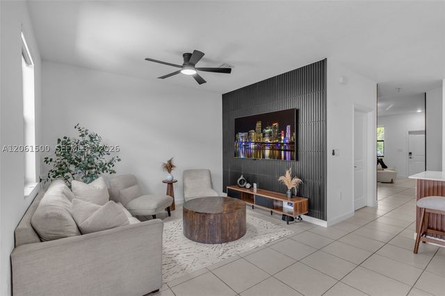 23052 SW 129th Pl, Miami, FL 33170