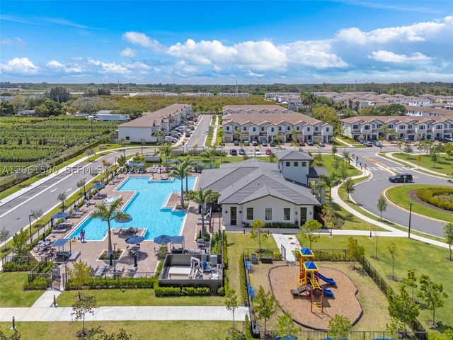 23052 SW 129th Pl, Miami, FL 33170