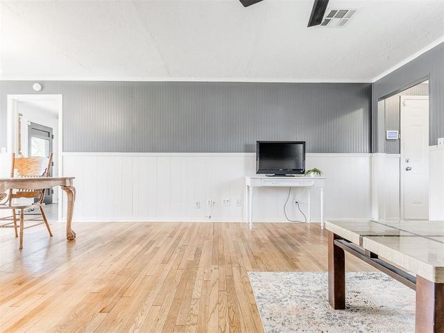 1614 Oxford Way, Oklahoma City, OK 73120