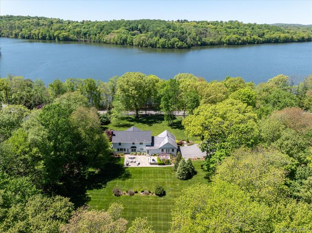 58 Lake Road, Katonah, NY 10536