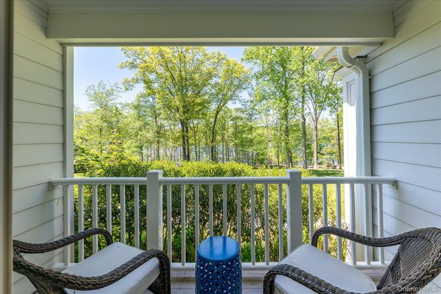 58 Lake Road, Katonah, NY 10536