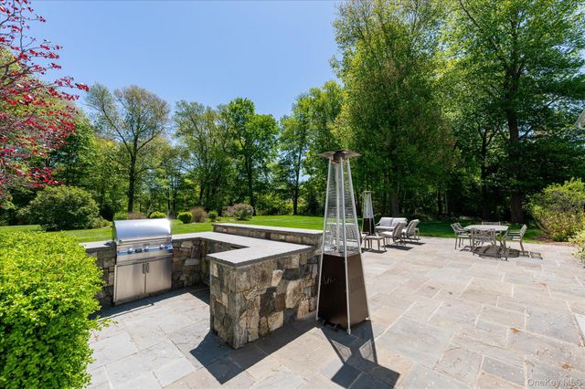 58 Lake Road, Katonah, NY 10536