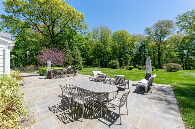 58 Lake Road, Katonah, NY 10536