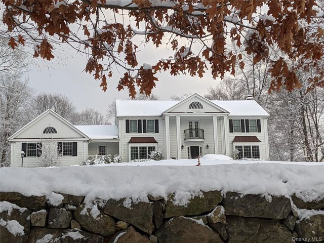58 Lake Road, Katonah, NY 10536