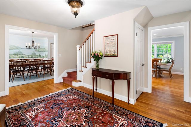 58 Lake Road, Katonah, NY 10536