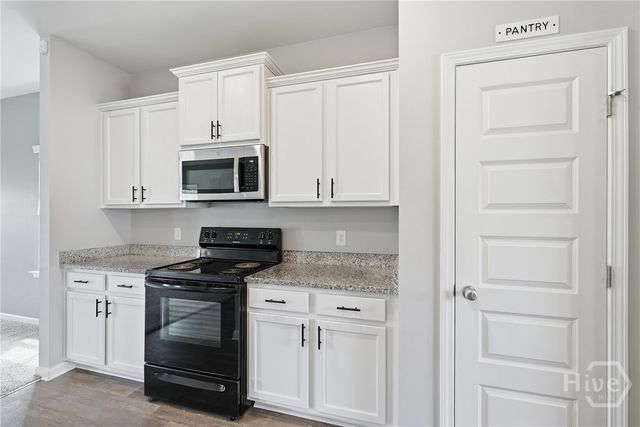 175 Vale Loop, Savannah, GA 31405