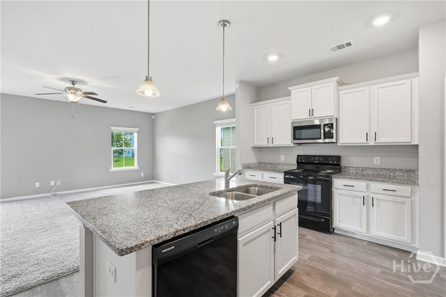 175 Vale Loop, Savannah, GA 31405