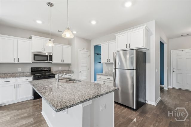 175 Vale Loop, Savannah, GA 31405