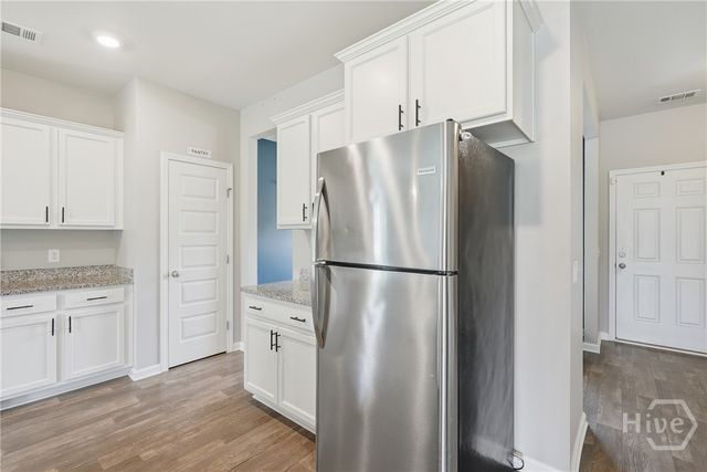 175 Vale Loop, Savannah, GA 31405