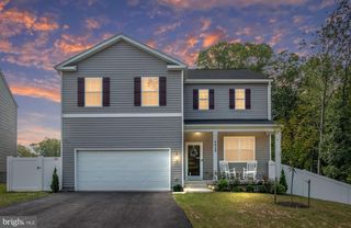 2928 WHITE TAIL DR, Locust Grove, VA 22508