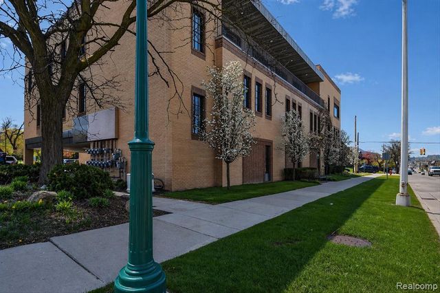 804 N Main Street 3A, Rochester, MI 48307