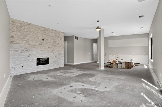 804 N Main Street 3A, Rochester, MI 48307
