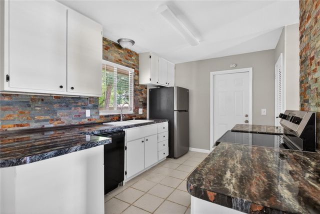 1334 STATELY OAKS DRIVE NW, Winter Haven, FL 33881