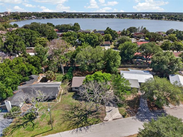 1334 STATELY OAKS DRIVE NW, Winter Haven, FL 33881