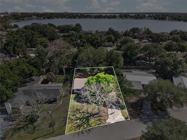 1334 STATELY OAKS DRIVE NW, Winter Haven, FL 33881