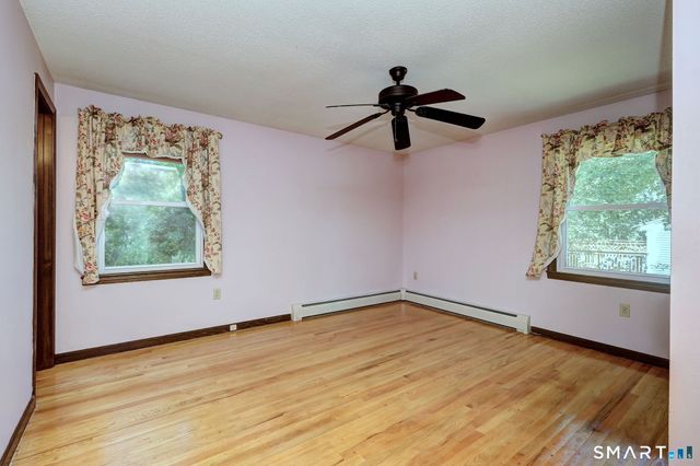 232 Anns Farm Road, Hamden, CT 06518
