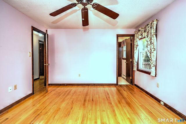 232 Anns Farm Road, Hamden, CT 06518