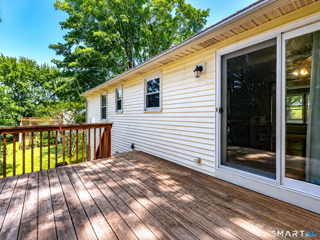 232 Anns Farm Road, Hamden, CT 06518