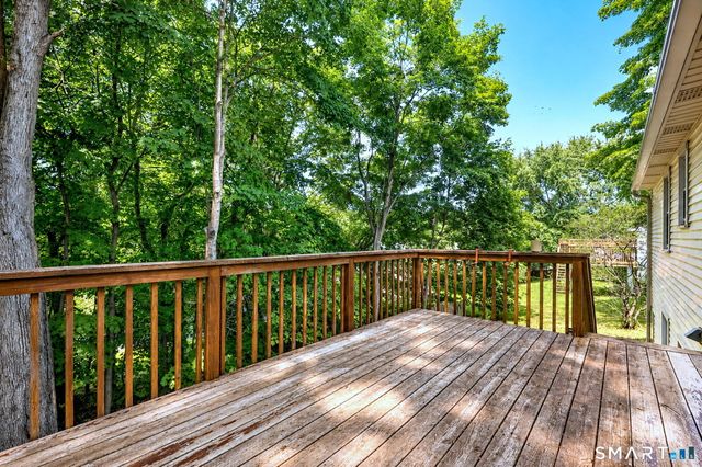 232 Anns Farm Road, Hamden, CT 06518
