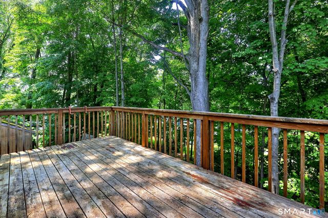 232 Anns Farm Road, Hamden, CT 06518